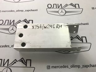 Кронштейн усилителя правый на Mercedes CLA C117 W176 w246 GLA x156 Кронштейн усилителя правый на Mercedes CLA C117 W176 w246 GLA x156